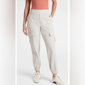 ATHLETA Women's Chelsea Utility Jogger Pants Size 8P Abalone Grey Lightweight